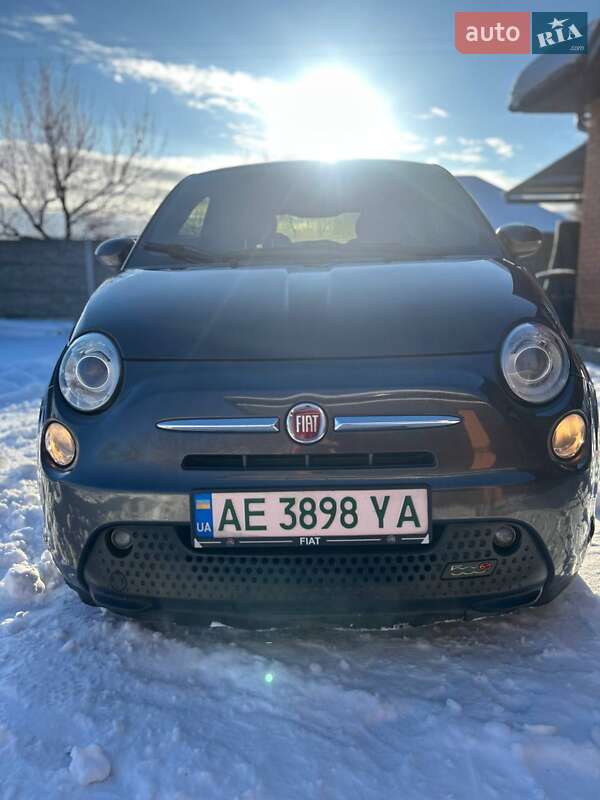 Хетчбек Fiat 500e 2016 в Дніпрі
