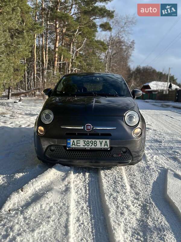 Хетчбек Fiat 500e 2016 в Дніпрі