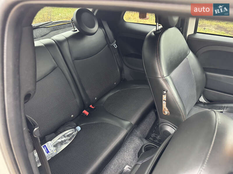 Хэтчбек Fiat 500e 2014 в Тульчине фото 8 Хэтчбек Fiat 500e 2014 в Тульчине