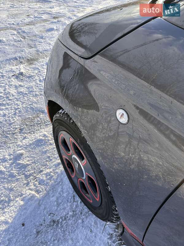 Хэтчбек Fiat 500e 2015 в Калиновке фото 21 Хэтчбек Fiat 500e 2015 в Калиновке