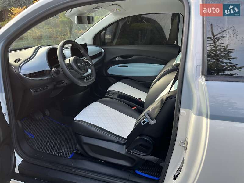 Хэтчбек Fiat 500e 2021 в Тячеве