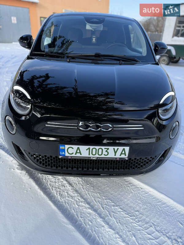 Хэтчбек Fiat 500e 2021 в Черкассах