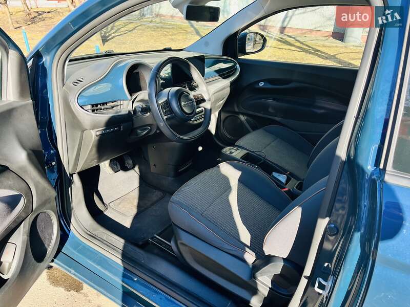 Хетчбек Fiat 500e 2020 в Києві