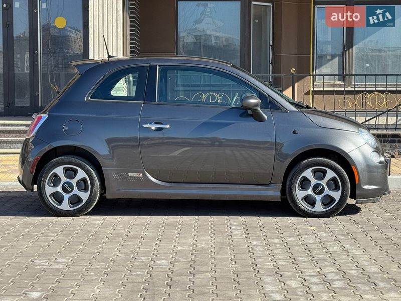 Хетчбек Fiat 500e 2015 в Києві