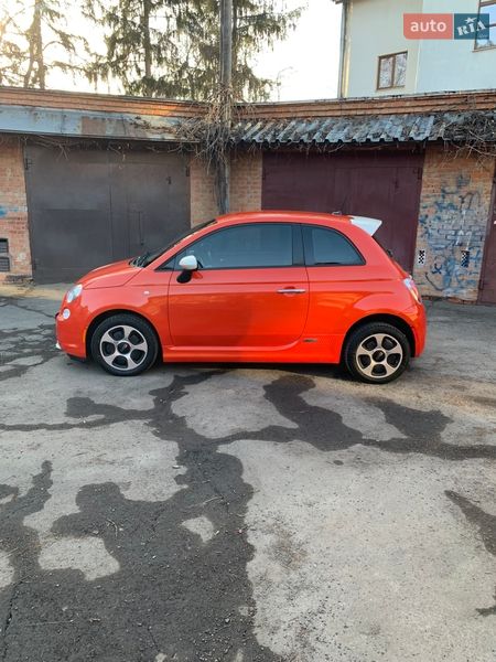 Хэтчбек Fiat 500e 2014 в Виннице
