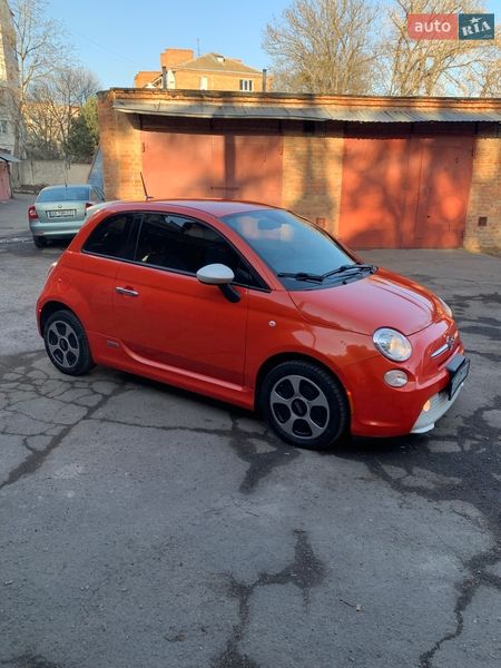 Хэтчбек Fiat 500e 2014 в Виннице