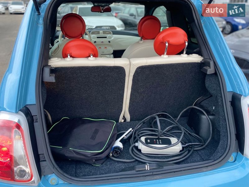 Хетчбек Fiat 500e 2015 в Києві