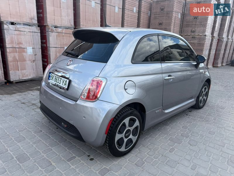 Хетчбек Fiat 500e 2016 в Рівному фото 5 Хетчбек Fiat 500e 2016 в Рівному