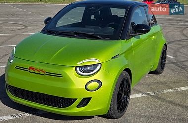 Хэтчбек Fiat 500e 2021 в Киеве