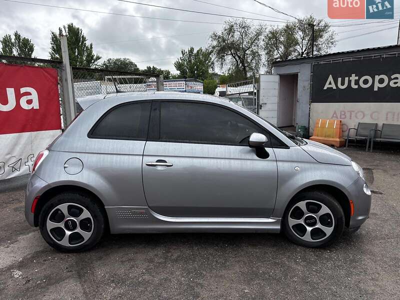 Хэтчбек Fiat 500e 2016 в Запорожье
