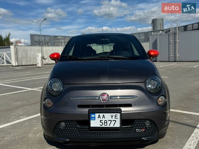 Хэтчбек Fiat 500e 2017 в Киеве