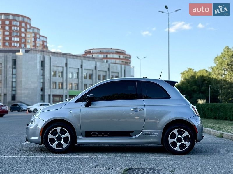 Хэтчбек Fiat 500e 2015 в Одессе