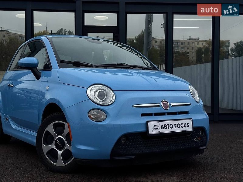 Хэтчбек Fiat 500e 2014 в Киеве