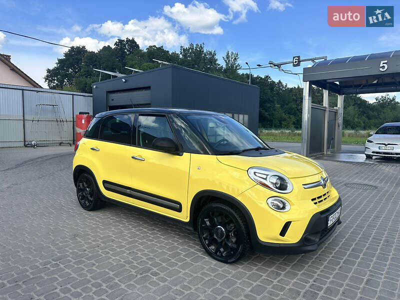 Хэтчбек Fiat 500L 2015 в Львове