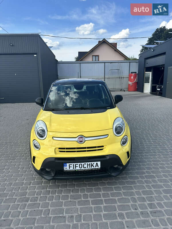 Хэтчбек Fiat 500L 2015 в Львове