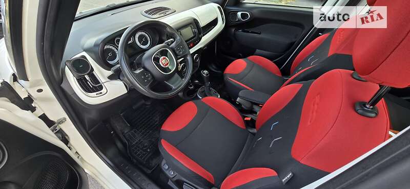 Хетчбек Fiat 500L 2015 в Чернівцях