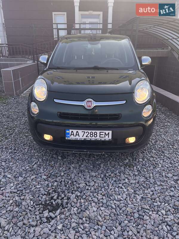 Хэтчбек Fiat 500L 2013 в Киеве