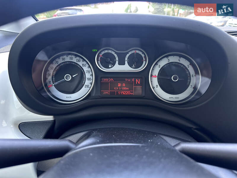 Хетчбек Fiat 500L 2013 в Києві