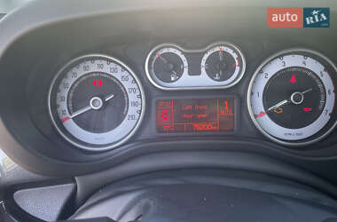 Хэтчбек Fiat 500L 2013 в 