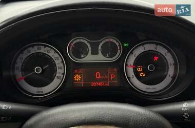 Хэтчбек Fiat 500L 2014 в 