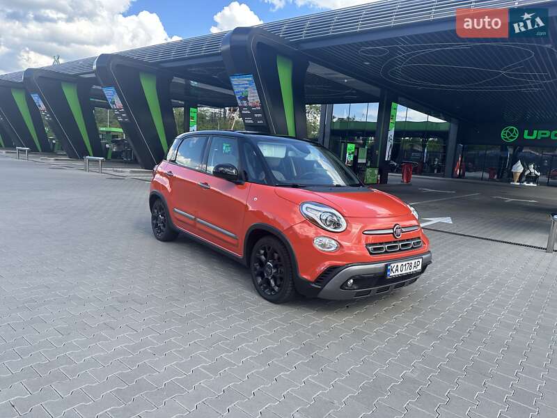 Хэтчбек Fiat 500L 2017 в 