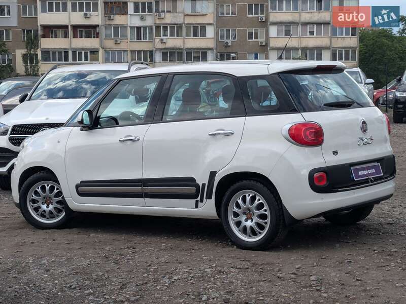 Хэтчбек Fiat 500L 2015 в Киеве