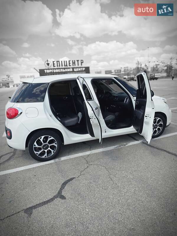 Хэтчбек Fiat 500L 2013 в Запорожье