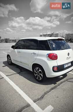 Хэтчбек Fiat 500L 2013 в 
