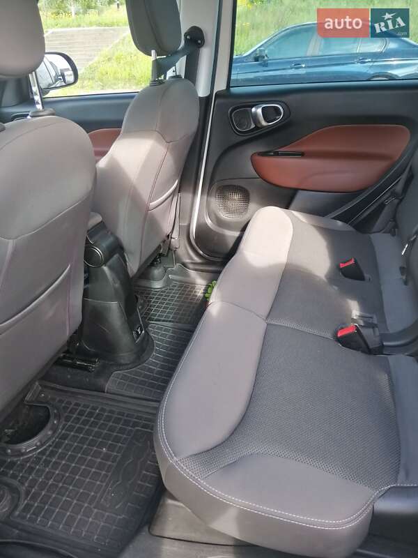 Хетчбек Fiat 500L 2013 в Вараші