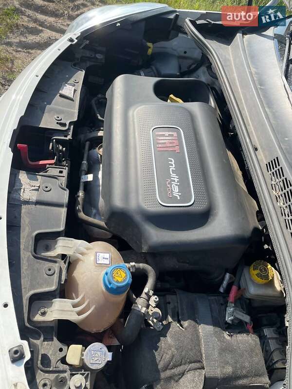 Хетчбек Fiat 500L 2013 в Вараші