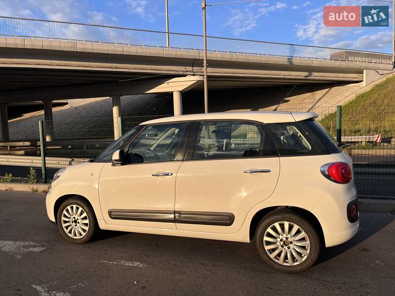 Хэтчбек Fiat 500L 2014 в Киеве