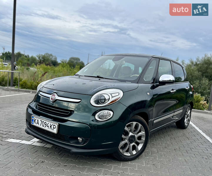 Хэтчбек Fiat 500L 2013 в 
