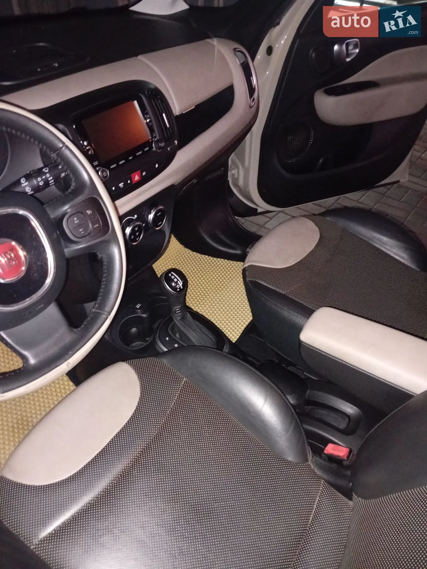 2014 Fiat 500L - мініатюра 9