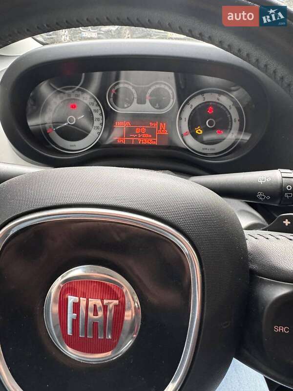 Хэтчбек Fiat 500L 2015 в Киеве