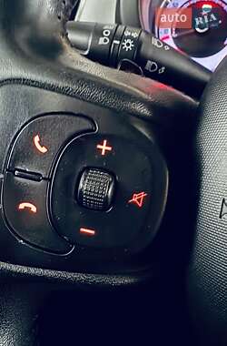 Хетчбек Fiat 500L 2013 в  фото 12 Хетчбек Fiat 500L 2013 в