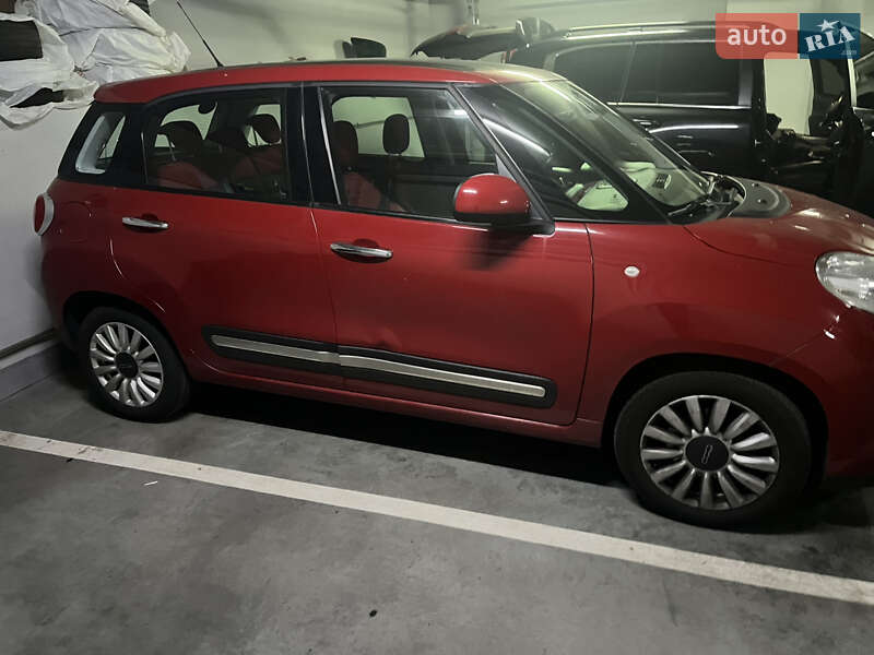 Хетчбек Fiat 500L 2015 в Києві