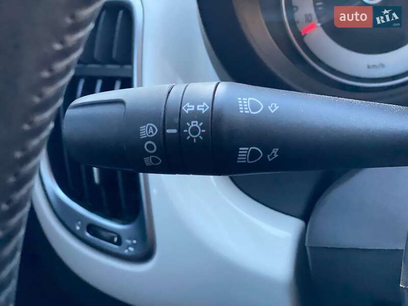 Хэтчбек Fiat 500L 2015 в Киеве фото 28 Хэтчбек Fiat 500L 2015 в Киеве