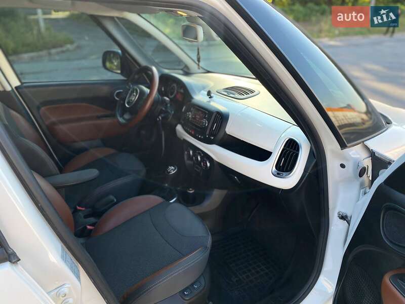 Хетчбек Fiat 500L 2015 в Києві фото 21 Хетчбек Fiat 500L 2015 в Києві