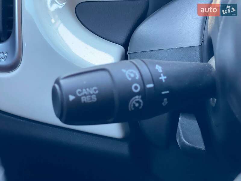 Хетчбек Fiat 500L 2015 в Києві фото 29 Хетчбек Fiat 500L 2015 в Києві