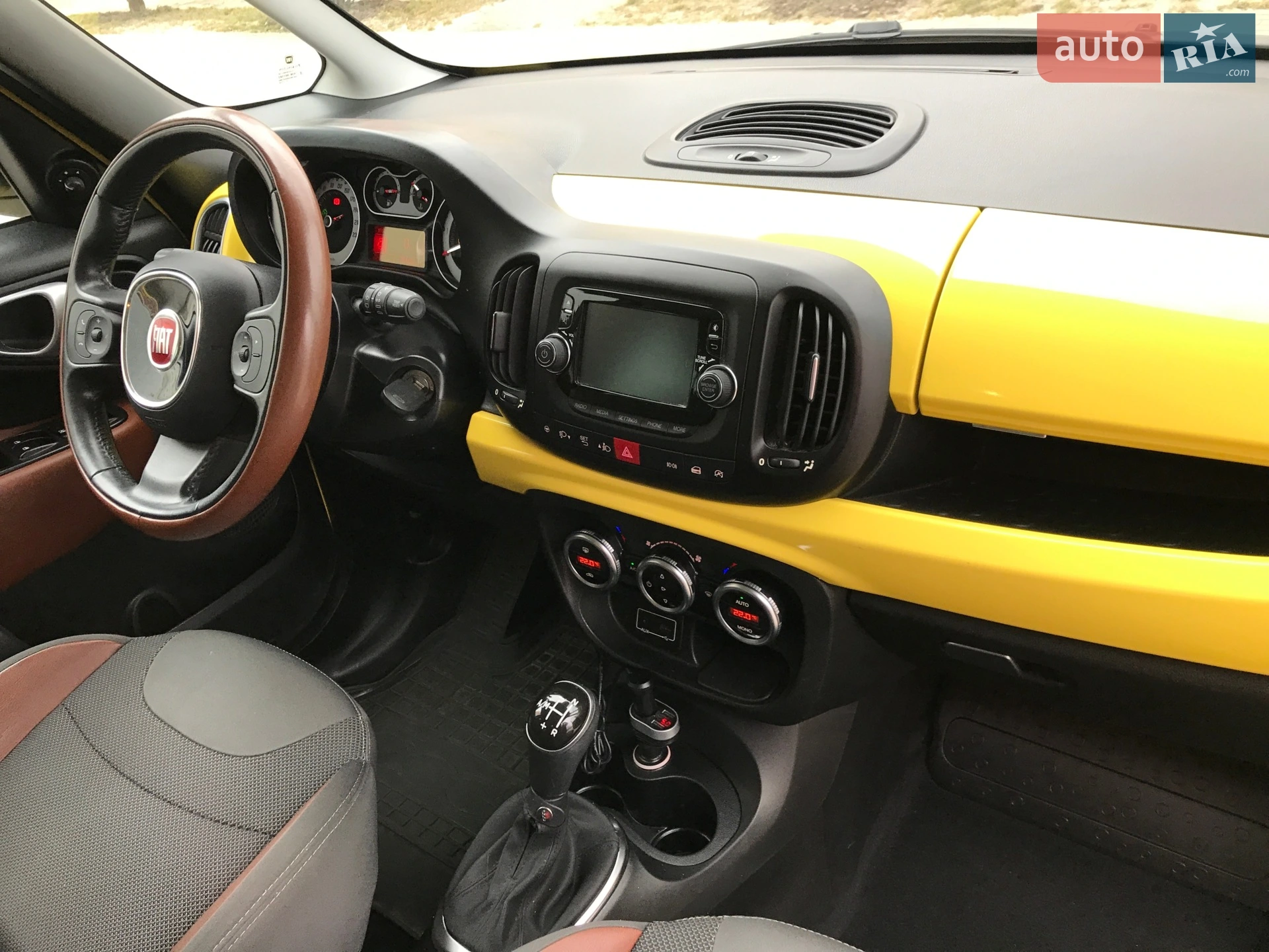 2015 Fiat 500L - мініатюра 14