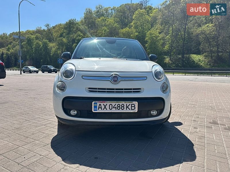 Хэтчбек Fiat 500L 2013 в Киеве