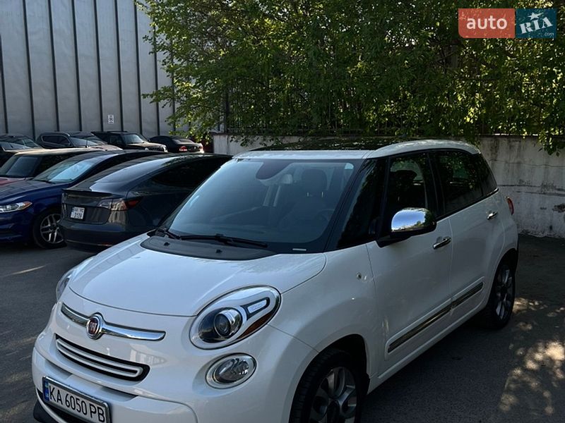 Хэтчбек Fiat 500L 2015 в Киеве