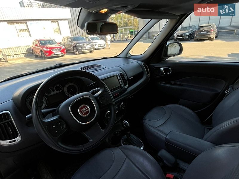 Хэтчбек Fiat 500L 2015 в Киеве