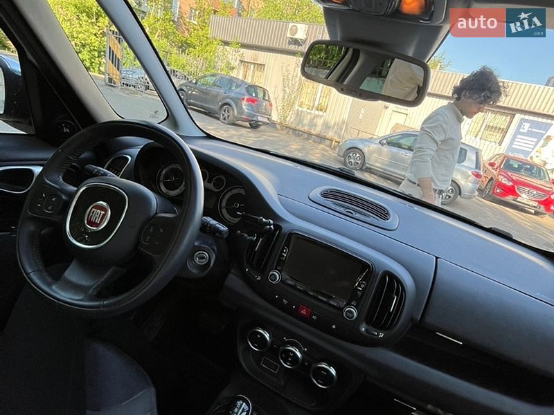 Хэтчбек Fiat 500L 2015 в Киеве