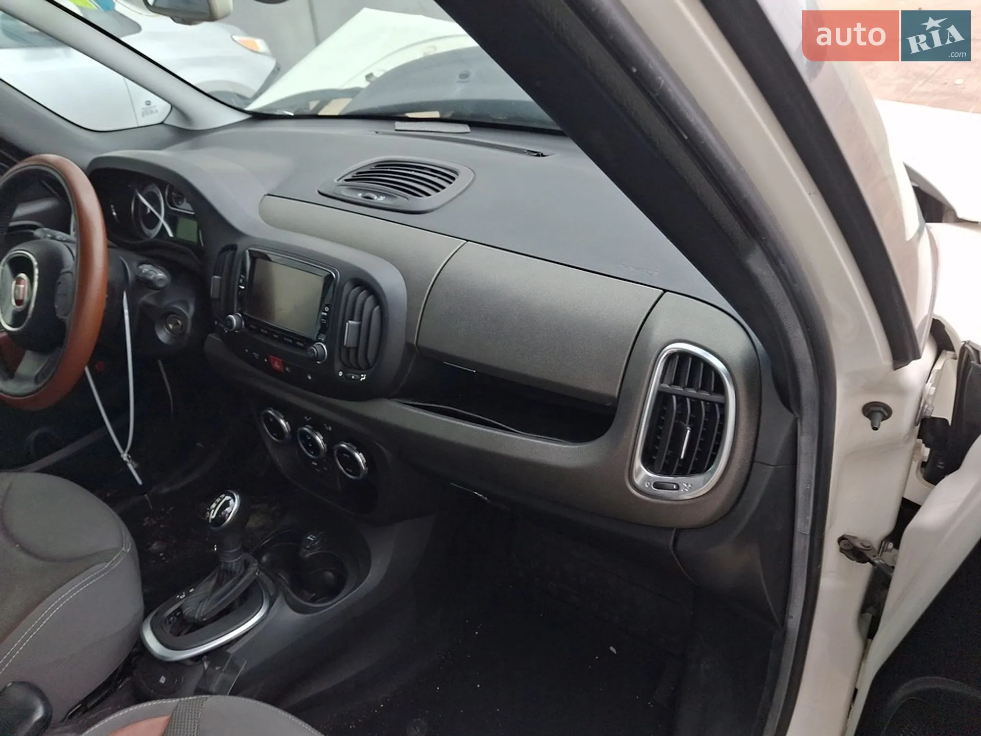 2014 Fiat 500L - мініатюра 10