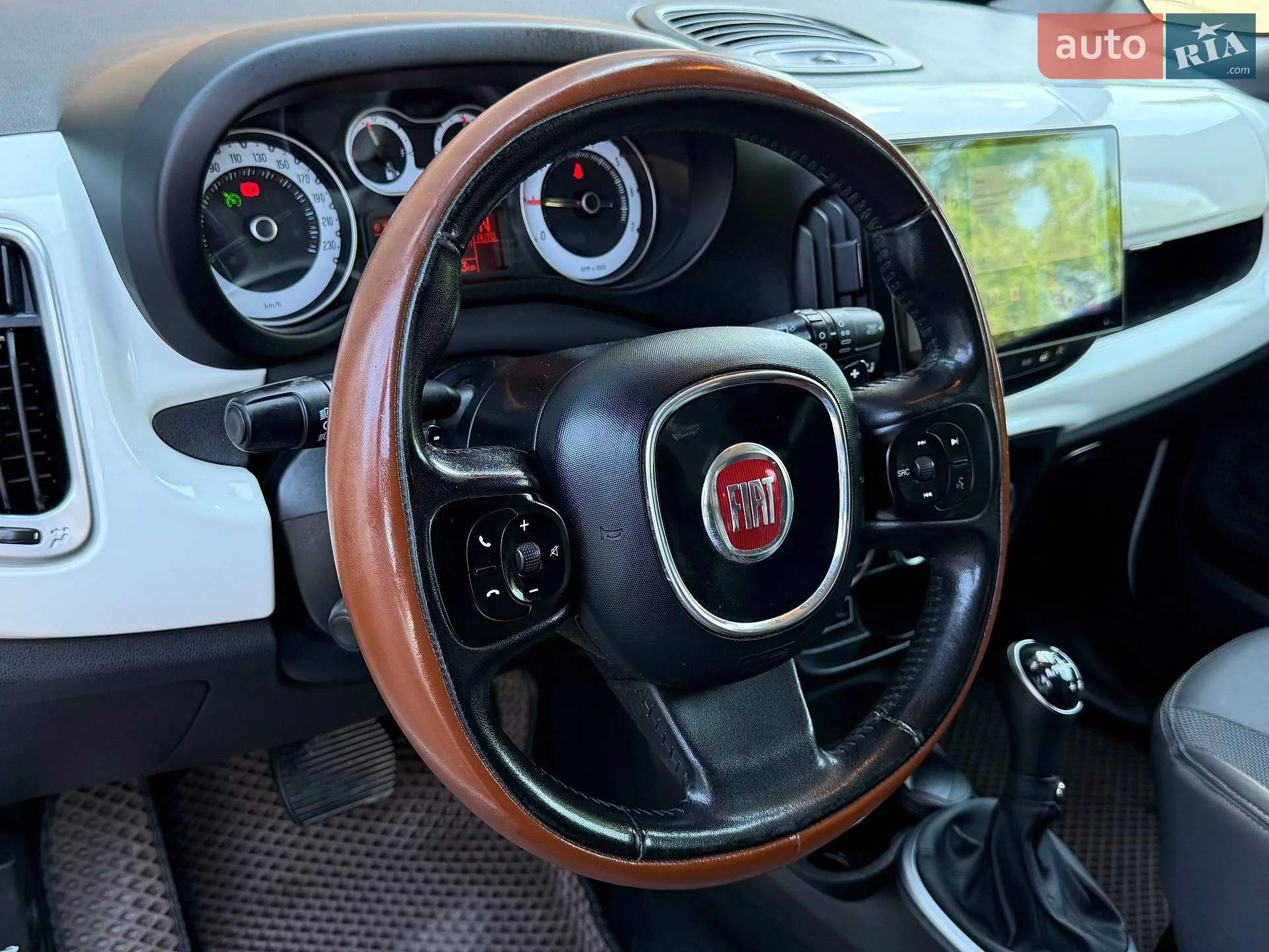 2016 Fiat 500L - мініатюра 25