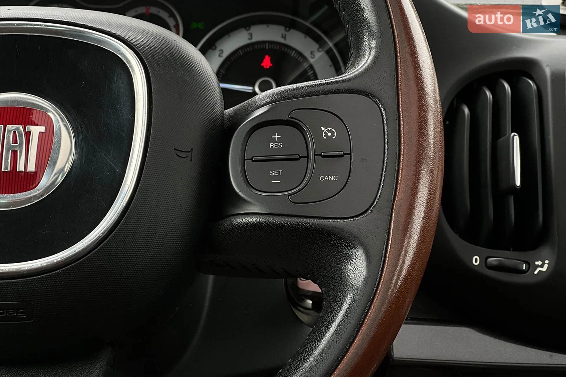 2014 Fiat 500L - мініатюра 12