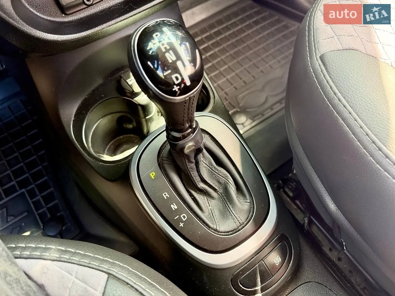 2015 Fiat 500L - мініатюра 17