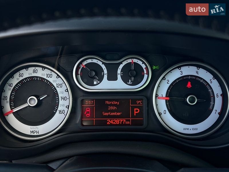 Хэтчбек Fiat 500L 2013 в Белогородке фото 26 Хэтчбек Fiat 500L 2013 в Белогородке