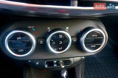 Внедорожник / Кроссовер Fiat 500X 2015 в 